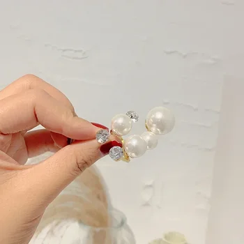 French Simple Multilayer Imitation Pearl Metal Rings for Women Shiny Zircon Crystal Party Wedding Jewelry Accessories Women Gift 2