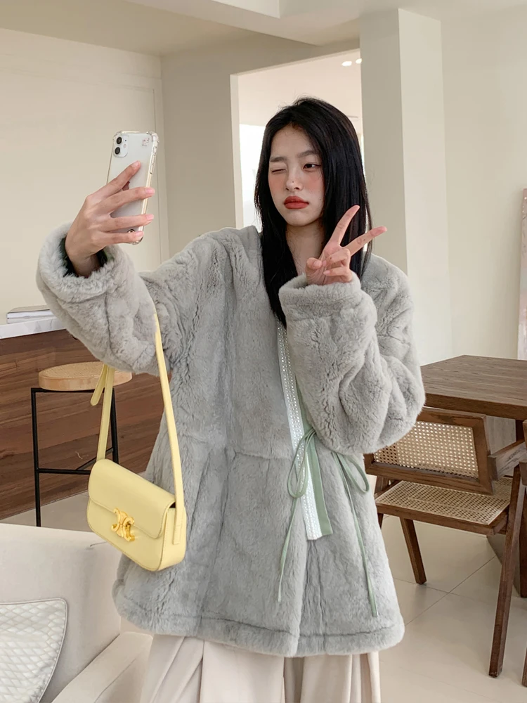 Autumn and Winter Rex Fur V-neck Slimming Real Fur Coat Female Temperament Young Style