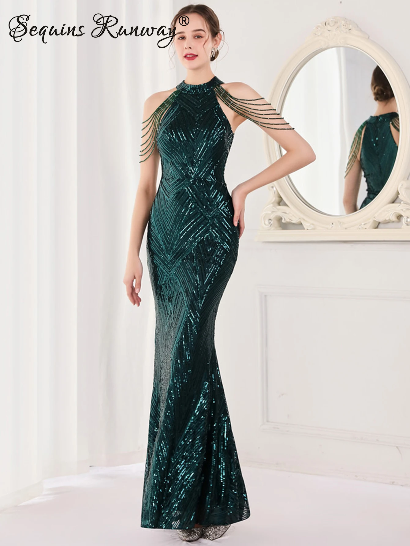 فستان سهرة ترتر أسود وأبيض