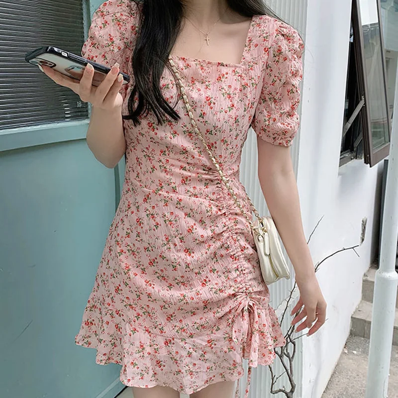 

1pc Summer Small Fragmented Flower Dress Square Neck Bubble Sleeve Slim Fit A-line Skirt Light And Thin Printing Technology