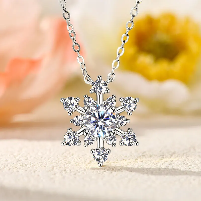 IOGOU pendentif flocon de neige Moissanite diamant