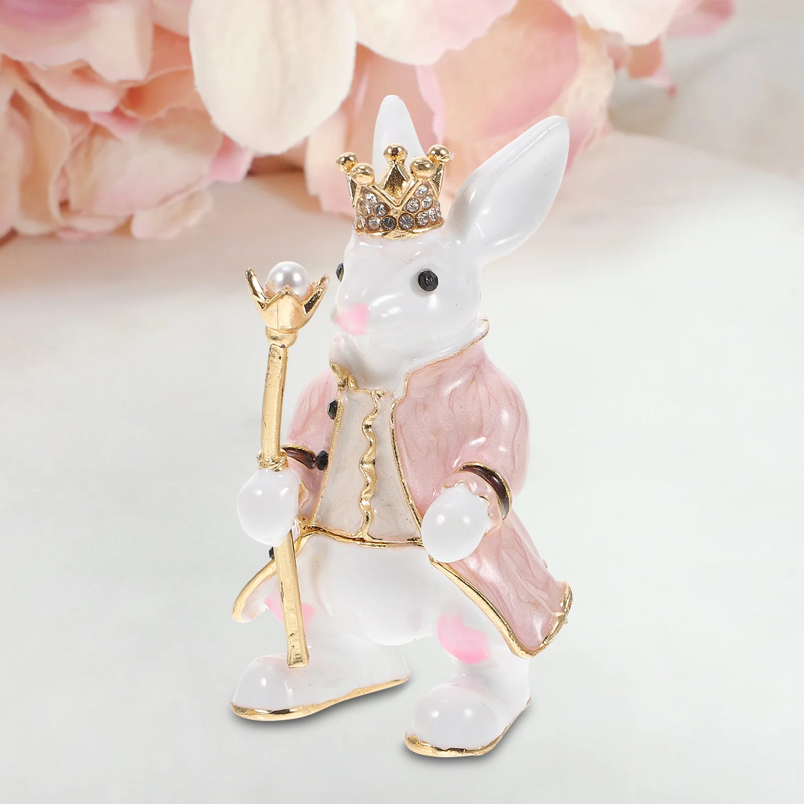 Рисунок 6 - Ручная роспись, статуэтка кролика