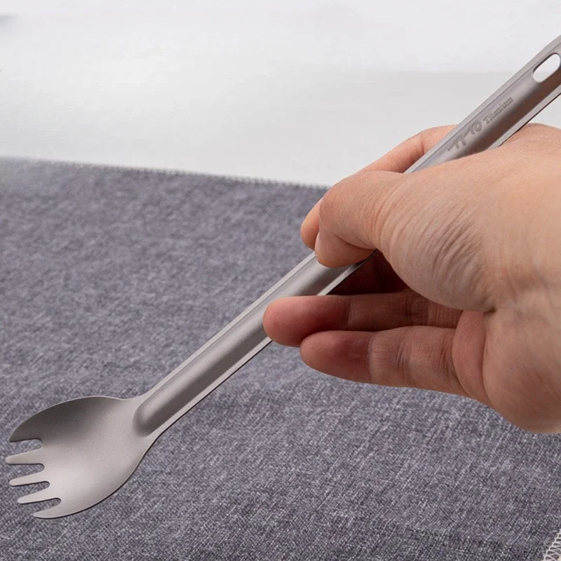 Popote Toaks 700ml Poêle à Frire En Titane TOAKS 145mm - Ultra Léger 70.9g, Parfait Camping Et Randonnée Poêle Portable