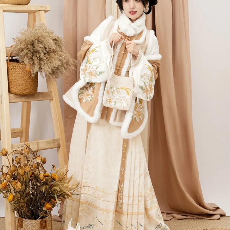 

Original Hanfu Dress Women's Square Neck Thicker Bijia Lining Horse Face Skirt Autumn Winter Hanfu Mamian Dress