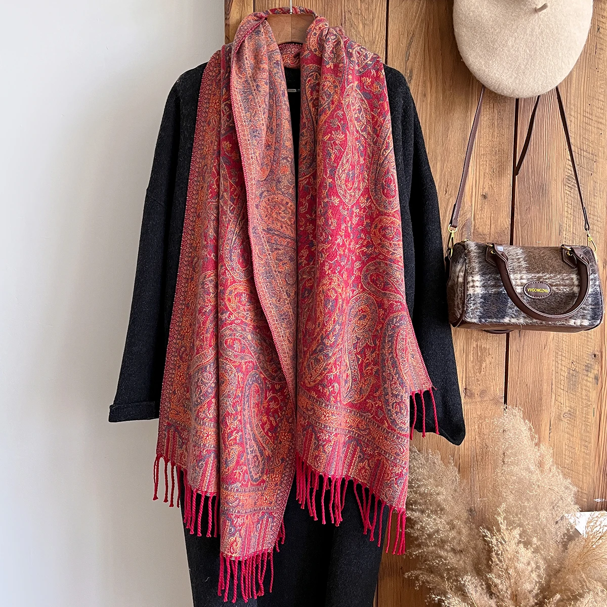 New Winter Brand National Style Paisley Design Thick Pashmina Warm Shawl Long Tassel Print Scarf Women Keep Warm Poncho Stoles