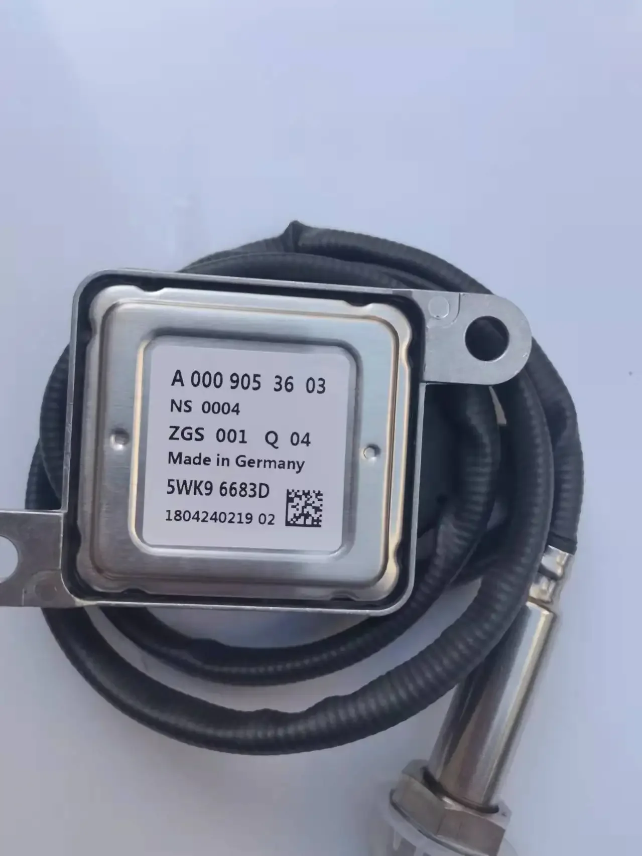 

Азотный кислородный датчик 12 В A0009053603 5WK96683D 5WK9 6683D для Mercedes-Benz W205 W166 GLE350 GLE400 ML350 CLA350