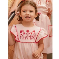 Collection AP Venice Pink SS26, robe à manches volantes brodée de fleurs pour filles, adorable combinaison pour bébé, ensemble de vêtements en lin et coton 6