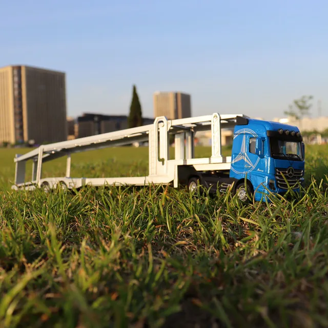 1/50 Diecast Alloy Truck Toy Car Model Removable Engineering Transport Container Lorry Vehicle With Light Pull Back Toy For Boys 4