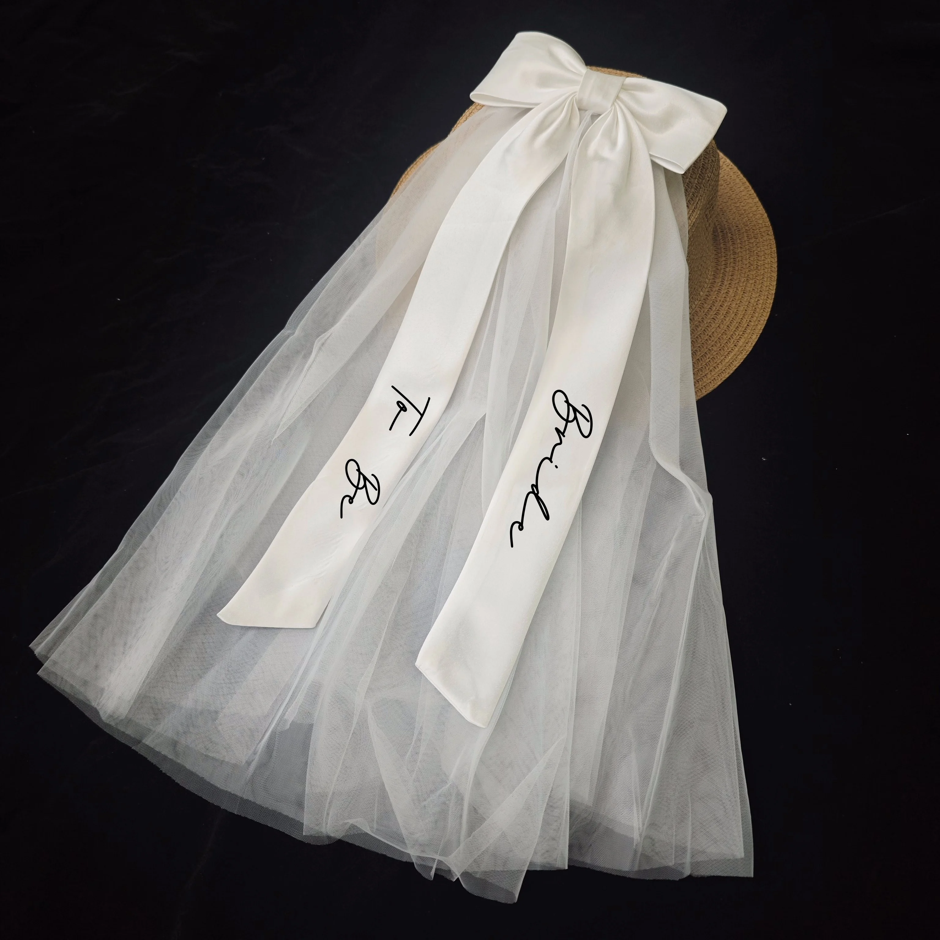 Elegant Bride-to-Be Bridal Headcloth - High-Quality Wedding Photography Accessory