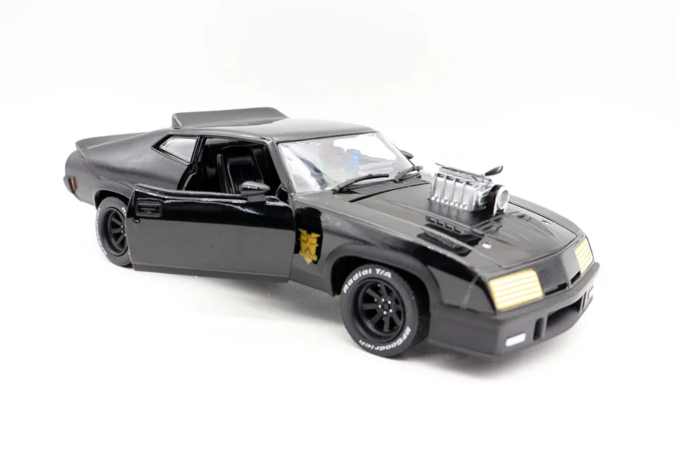 New 1/24 Scale 1973 Falcon XB Diecast Vehicle Alloy Toy Car