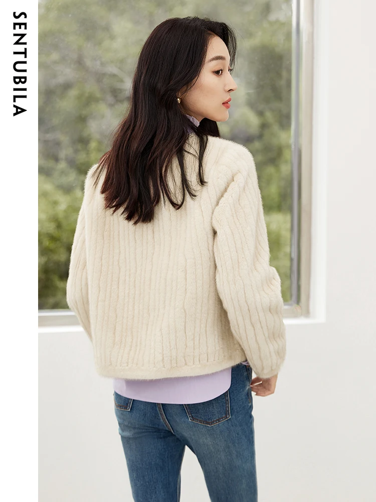 SENTUBILA Women's Imitation Rabbit Fleece Jacket 2023 Autumn Winter Elegant Crew Neck Double-breasted Plush Short Coat W34W50108