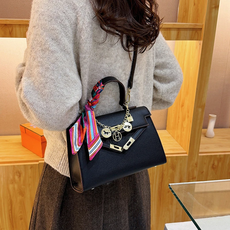 High Quality Ladies Shoulder Bag Leather Messenger Crossbody Handbags Fashion Designer Popular Classic Chic