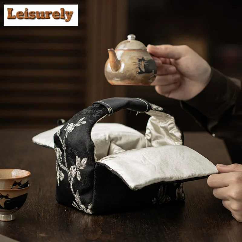 Brocade Plum Blossom Embroidery Tea Cozies Traditional Tea Cozy for Teapot Portable Bag Travel Tea Set Bag Drinkware Ornaments