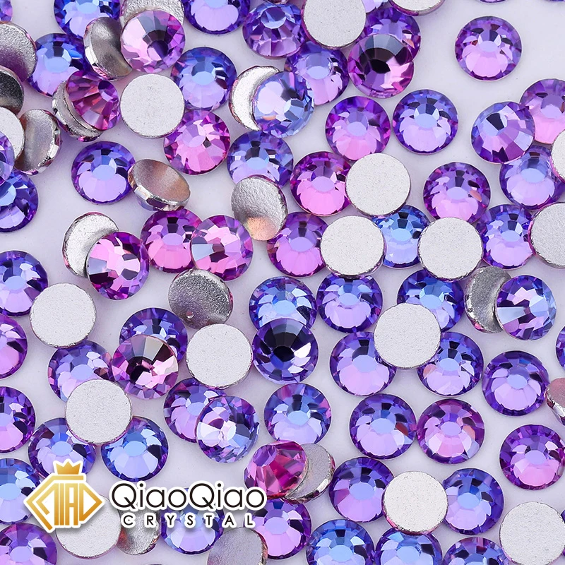 QIAO Dream Lavendel Nicht HotFix Strasssteine FlatBack Kristalle Glitzer Strass Nagel 3D Stein Edelsteine Schuhe Dekoration zum Basteln