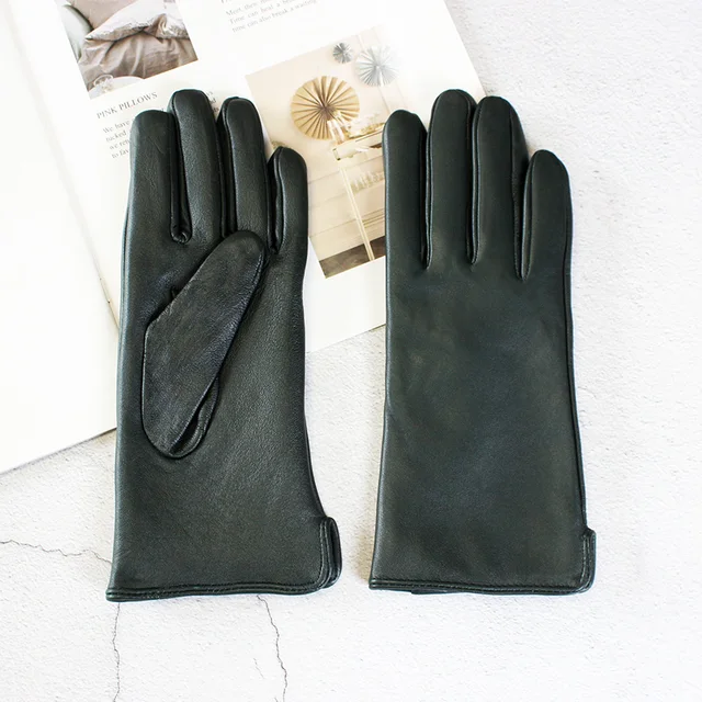 Fownes driving gloves