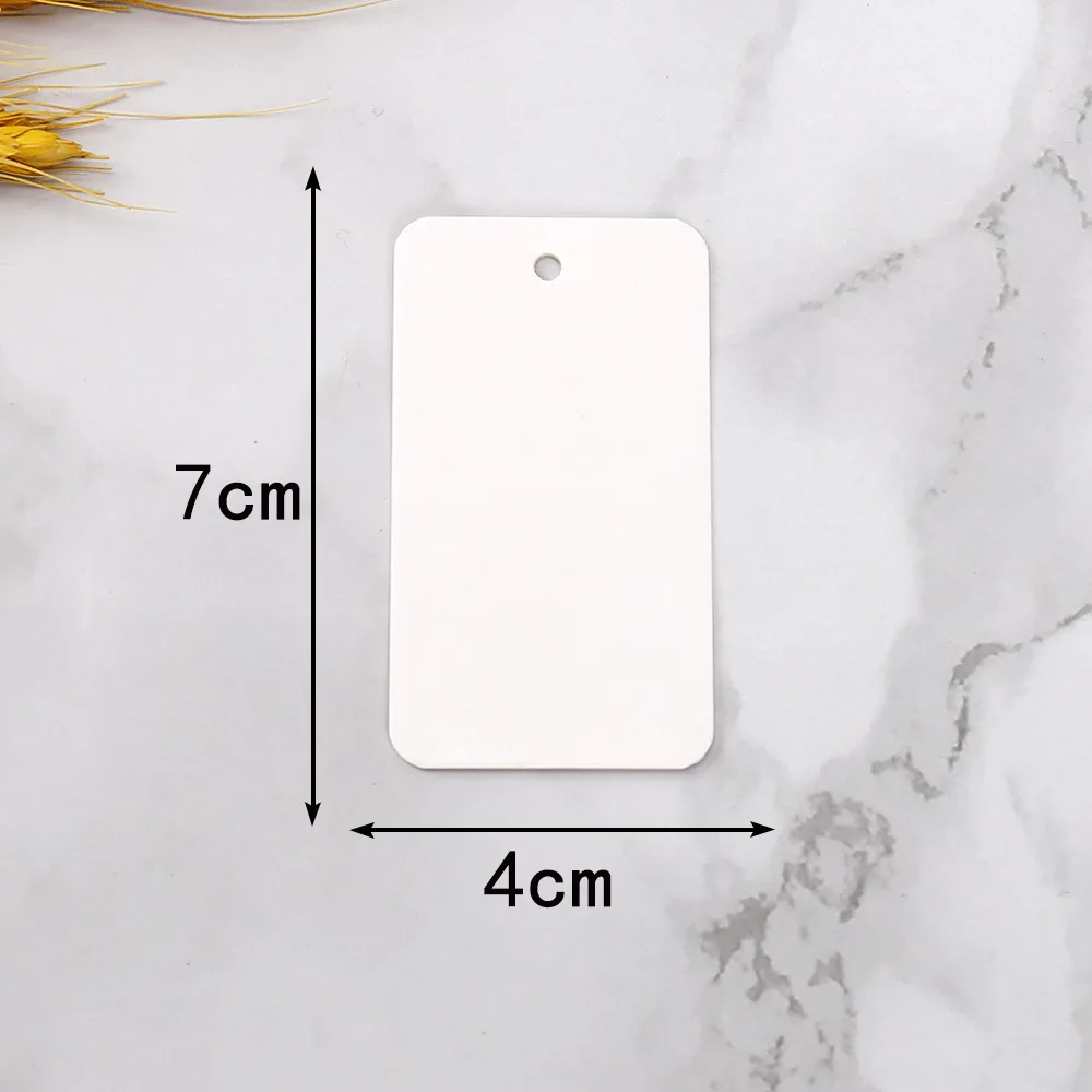 Description Picture 4 of item100pcs 7x4cm Blank Tag Product Label Clothing Garment Tag Baking Packaging Supplies Kraft White Paper Decoration Word Cards