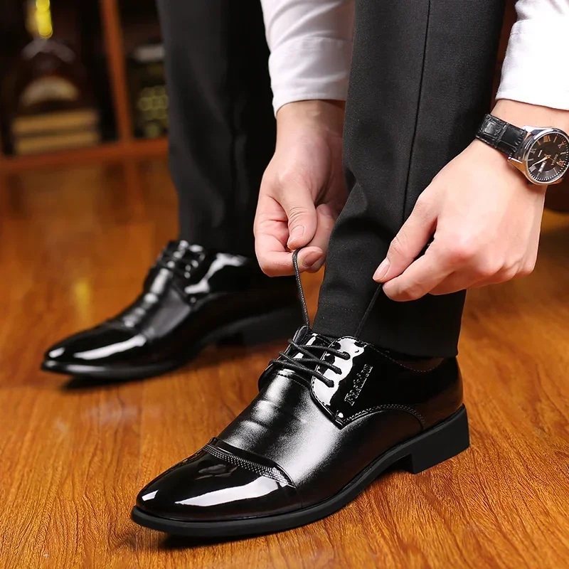 High Quality Formal Leather Men Dress Shoes Breathable Mens Casual Shoes Italian Luxury Brand Lace-Up Non-slip Men Driving