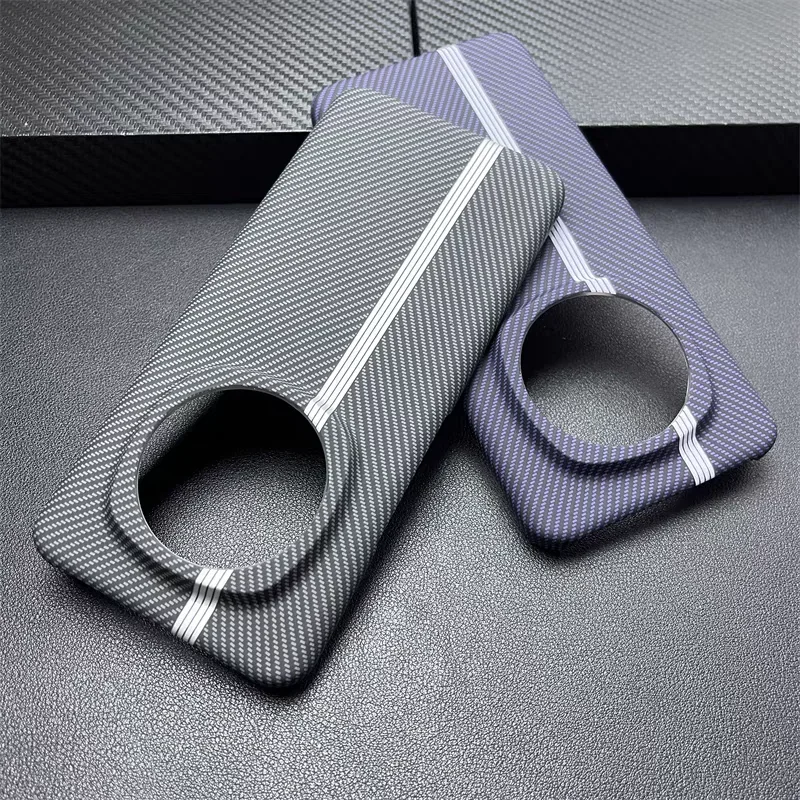 Sleek Carbon Fiber Protective Back Cover