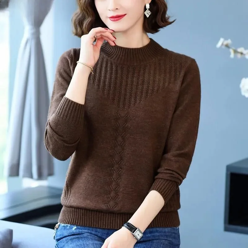 2025 Autumn New Mom's Velvet And Warm Knitted Embroidered Bottom Shirts Imitation Mink Fleece Winter Inner Plsh Thick Pullover