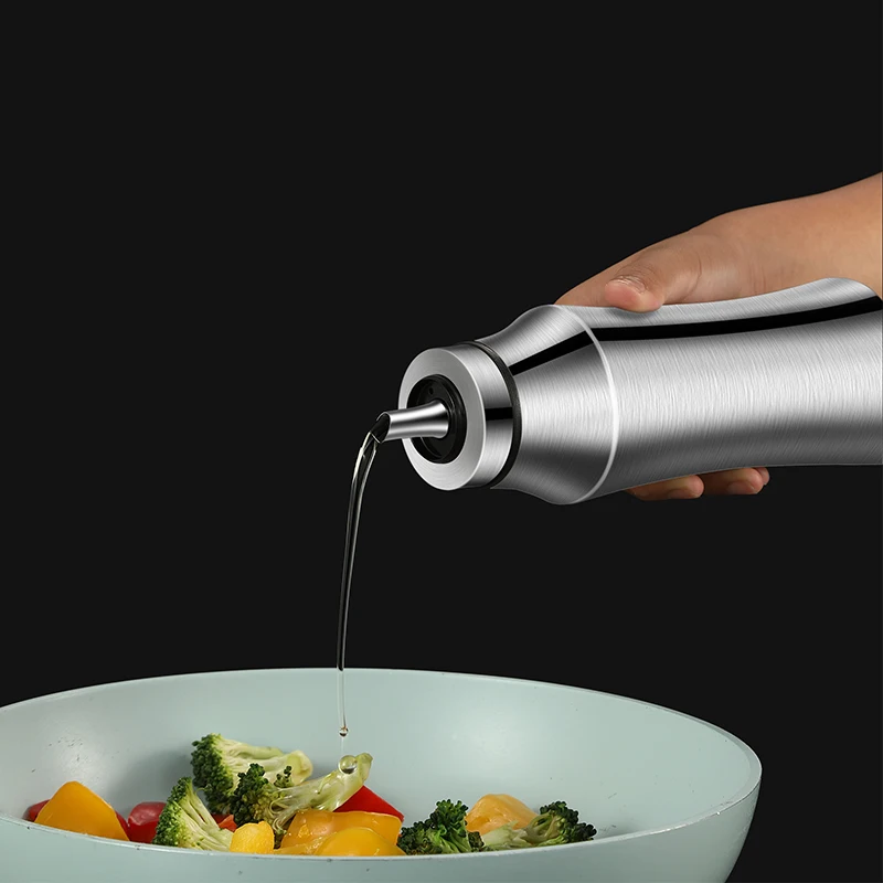 Kitchen Supplies Leak Proof Gravy Durable Oil Can Stainless Steel Oil Dispenser Soy Sauce Olive bottle 500ML750ML