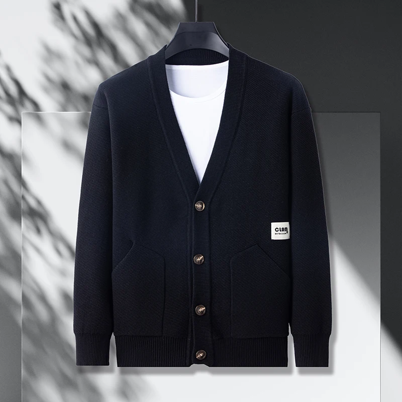 High End Light Luxury Men's Sweater V-Neck Pocket Knitted Cardigan Printing New British Autumn/Winter Fashion Trend Men Clothing