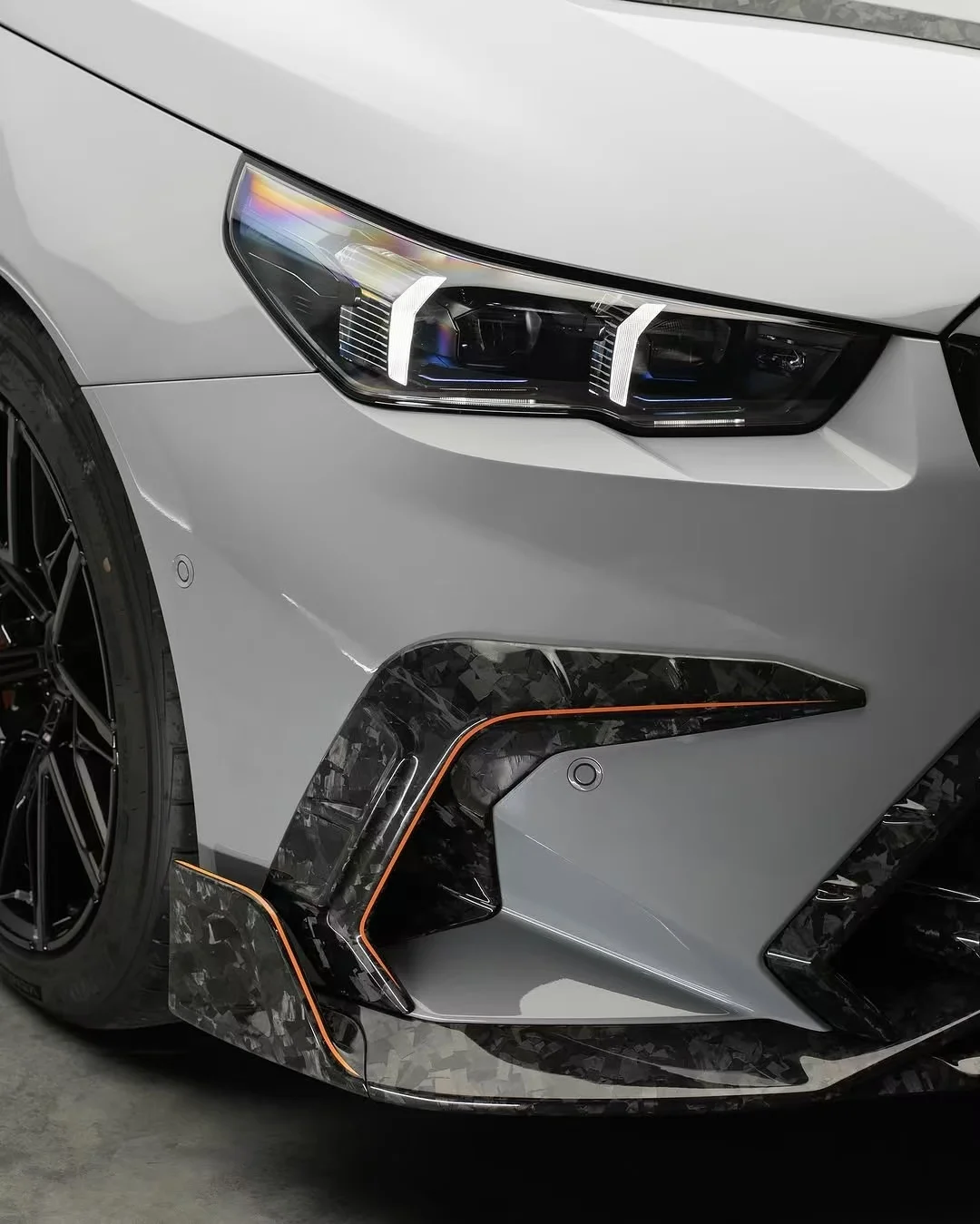 For BMW M5 G90 Carbon Fiber Body Kit M5 G90 MSY Carbon Fiber Front Lip Diffuser Spoiler Cover
