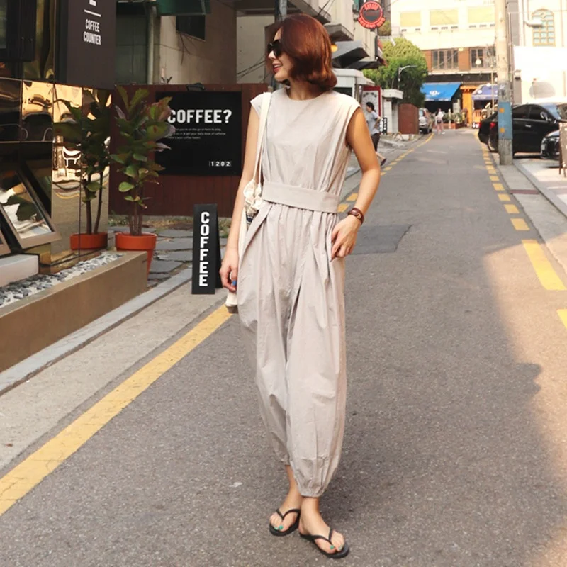 여름 새 스타일 민소매 넓은 다리 점프 슈트 루즈 피트 코튼 린넨 블루머 묶인 자른 바지 리넨 Rompers