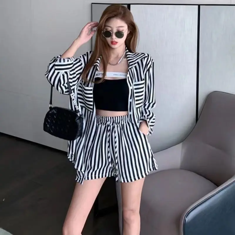 Tenues 2 Pièces Pour Hommes Ensembles Courts Lion T-Shirt à Manches Courtes Imprimé En 3D Et Shorts Costume De Sport Ensembles De Jogging Sportswear