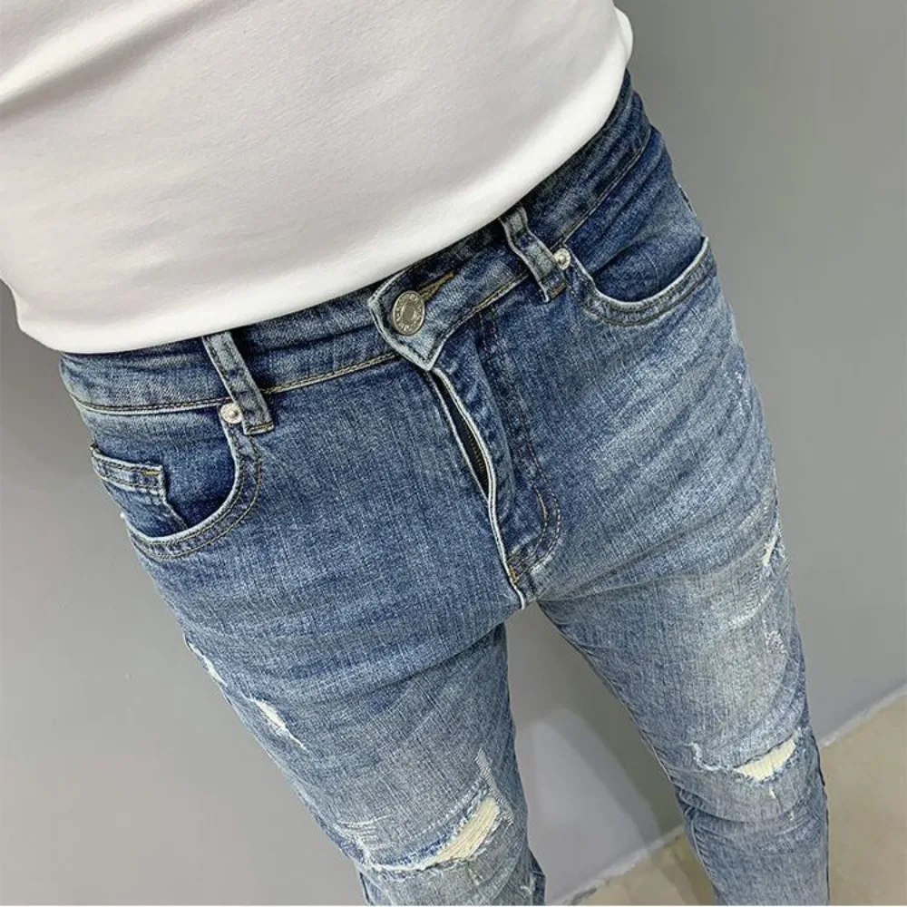 Stylish Korean Luxury Clothing Men's Jeans for Stylish and Fashionable Men Ripped Hole Design Streetwear Slim Denim Trousers