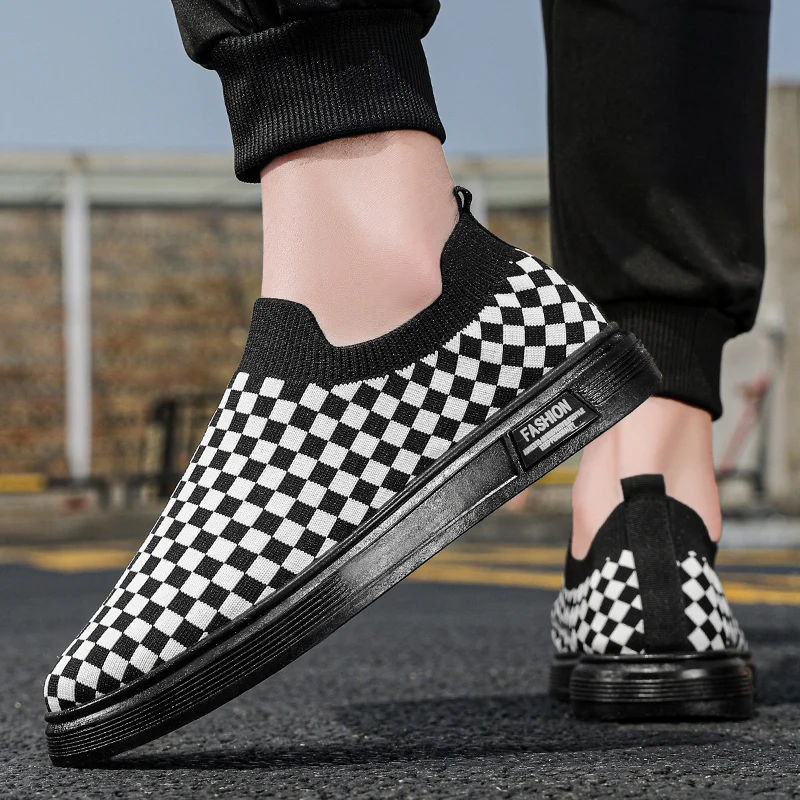 Hot Knit Plaid Men's Sneakers Summer Breathable Flat Skateboarding Shoes Men Fashion Comfortable Slip-on Casual Loafers For Men