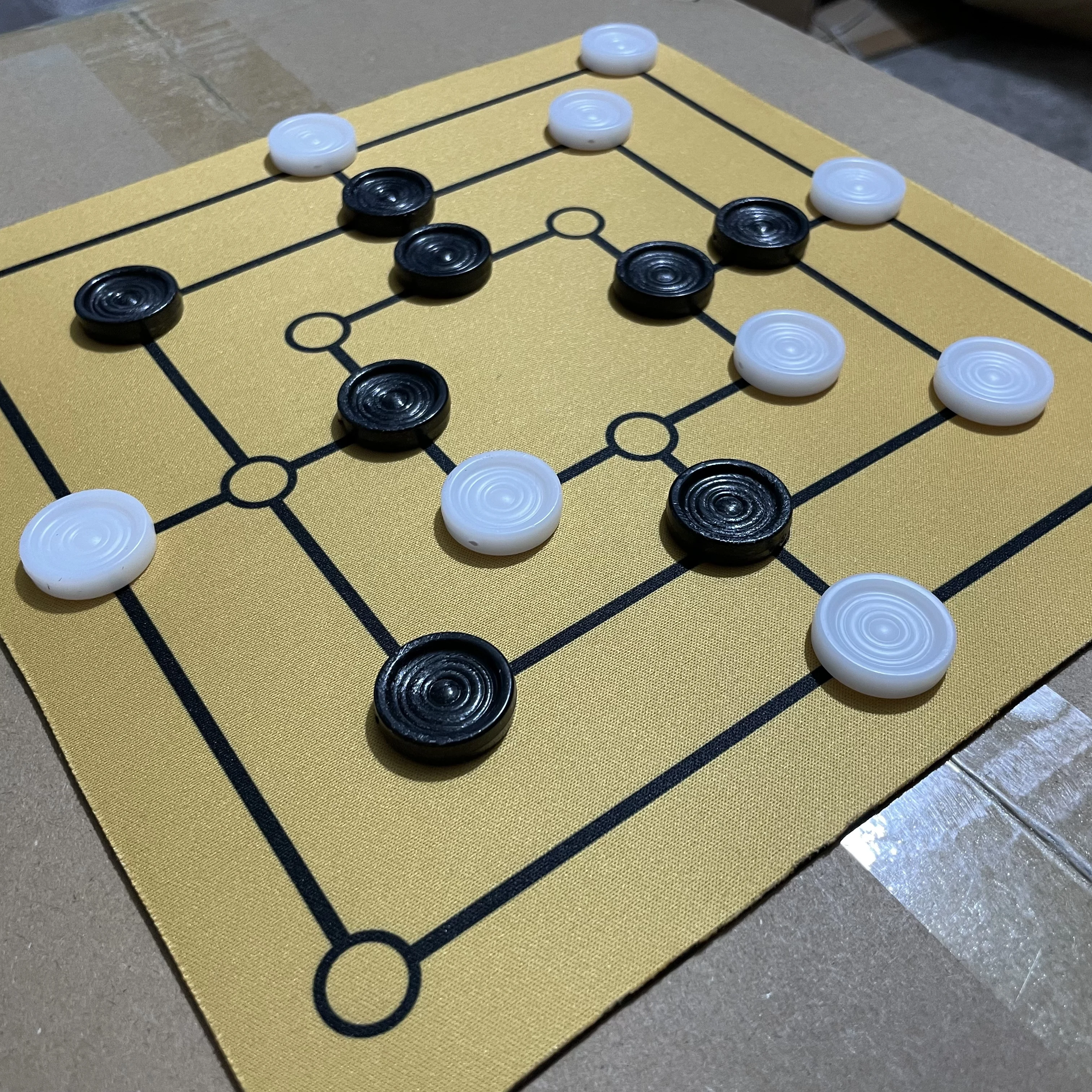 Nine Men's Morris Rubber Pad Mouse Pad Material Chessboard 24cm Portable Chess Game board game,table games