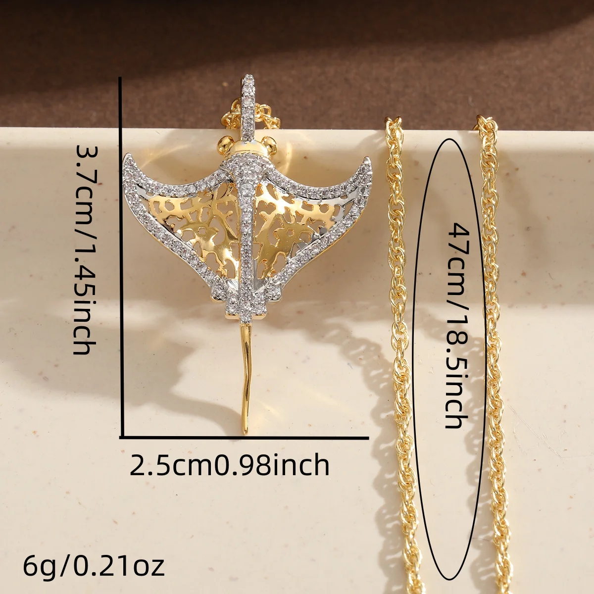 Creative Two-Color Devilfish Pendant Necklace Made of Copper. Batfish Necklace Suitable for Daily Casual and Ocean Style Outfits