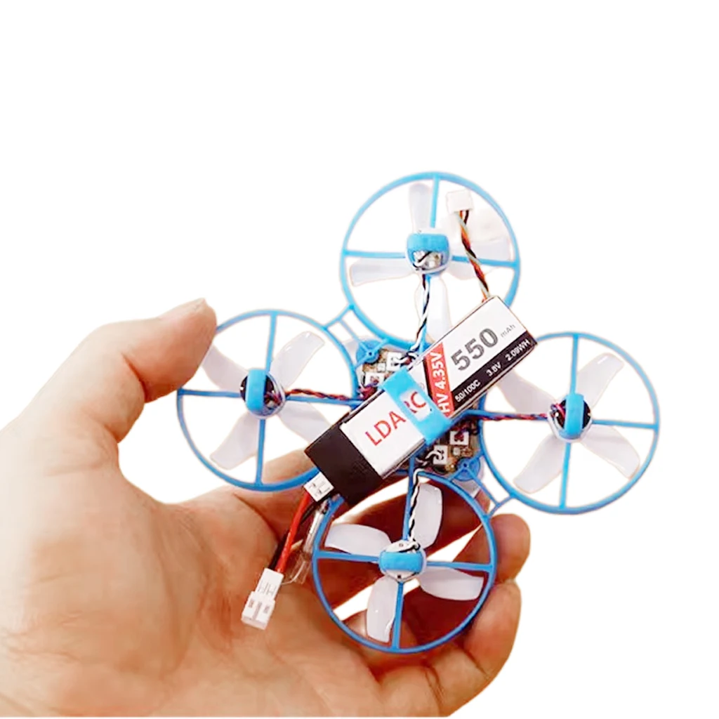Écran affichant un paysage virtuel sur le simulateur de vol drone FPV RC BNF-RX2A PRO RX