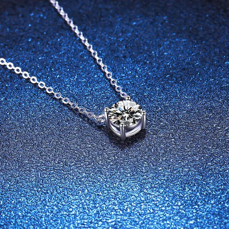 Luxury Platinum PT950 D Color 1 Carat Classic Four Claw Mosonite Pendant Necklace Wedding Gift Anniversary Gift