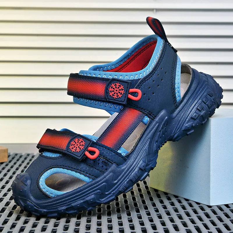 키즈 클로즈드 토 스포츠 샌들 조절 가능한 스트랩 통기성 있는 갑피 논슬립 두꺼운 밑창 여름 신발 남아용 아웃도어 비치 스니커즈
