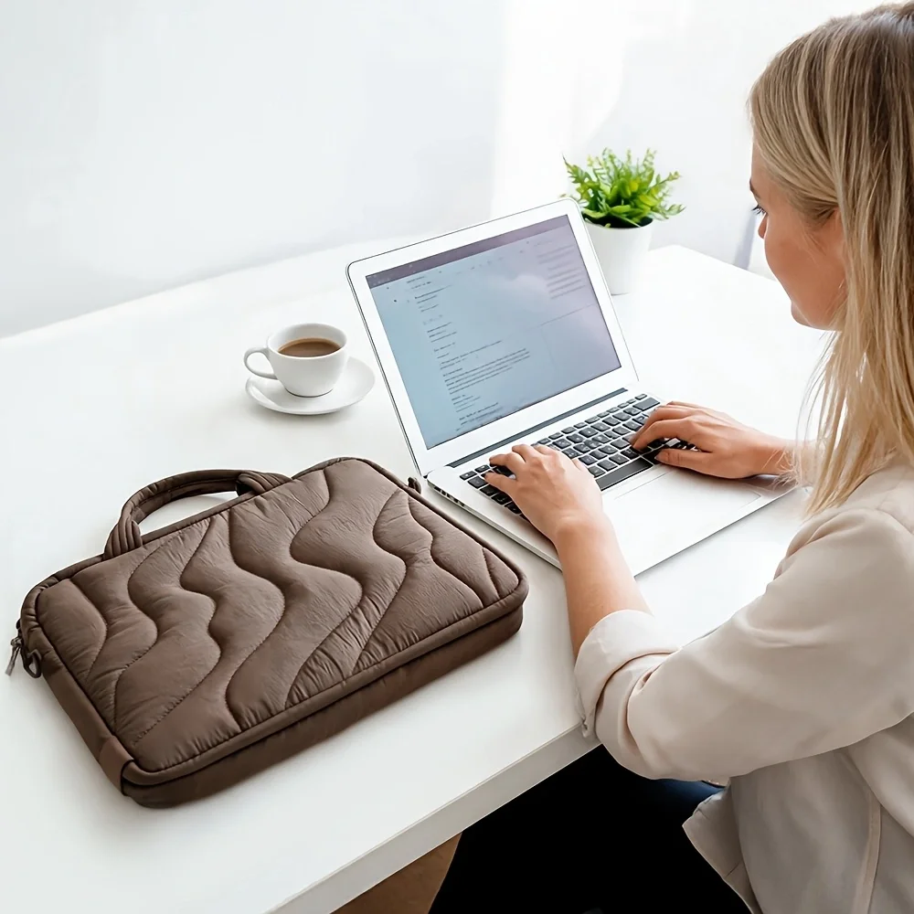 Women's Stylish Lightweight Laptop Bag with Earthy Texture and Plush Padding