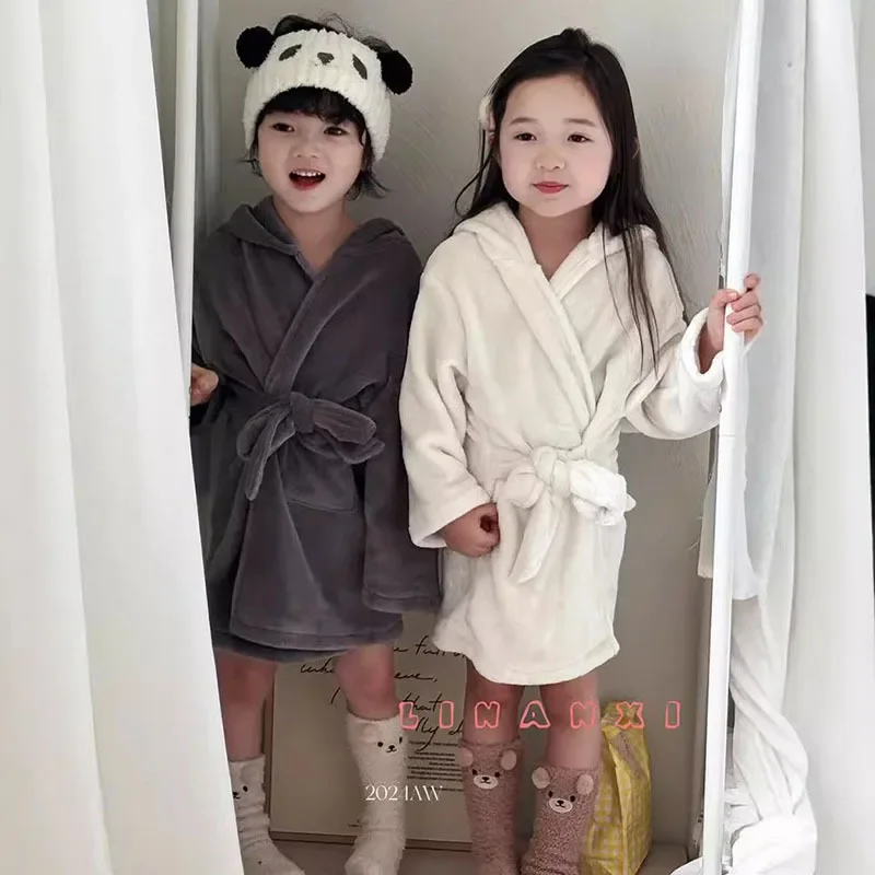 Children's Bathrobe Plush Fabric Elephant Cartoon Design Velboa Children's Sleepwear Unisex Kids' Robe Soft Comfortable Pijama