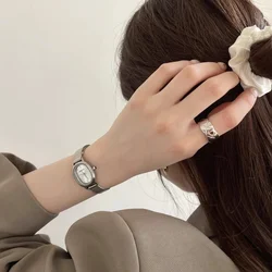 Elegant Green Oval Dial Stainless Steel Ladies' Quartz Watch - Luxury Gift Option (White)