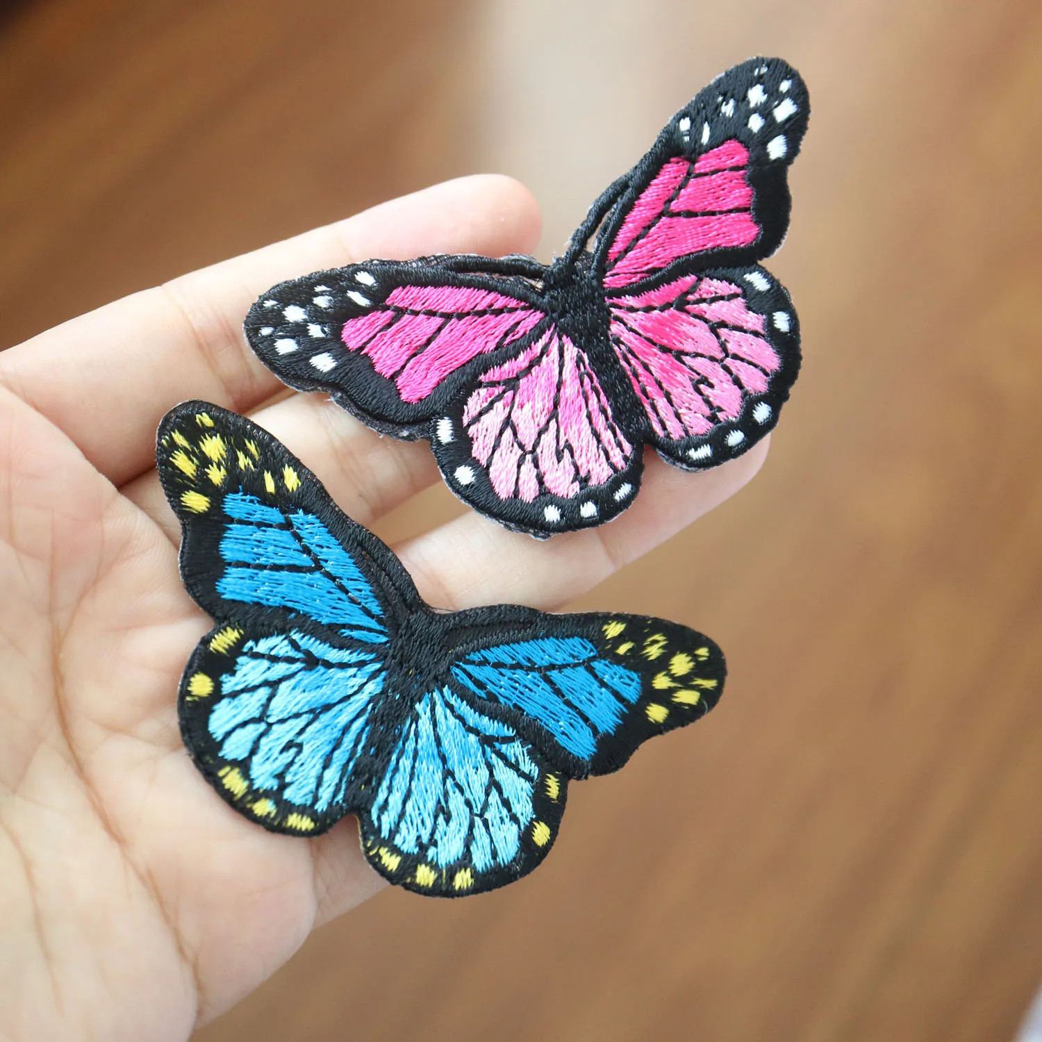 9pcs DIY fashion butterfly Patches for clothing Embroidery Sequins animal  patches for bags decorative parches applique