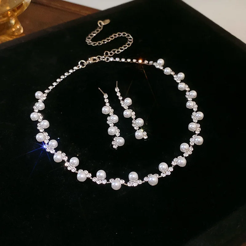 Collana choker in catena di clavicola con perle di imazione bianche eleganti - Cina Collana Perla e Collana Perla per Donna prezzo