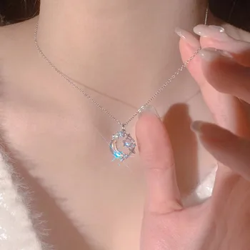 Elegant Star Moon Necklace for Women Sweet Dreamy Crystal Pendant Lockbone Chain Jewelry Luxury Design Starry Night Accessory 1