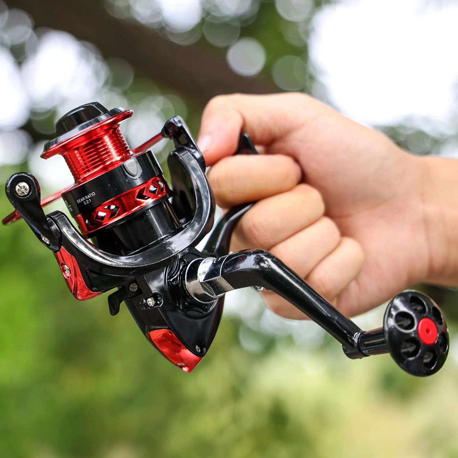 Sougayilang Spinning Fishing Reel 5.2:1 Gear Ratio 1000-5000 Max Drag 8kg for Freshwater Bass Fishing