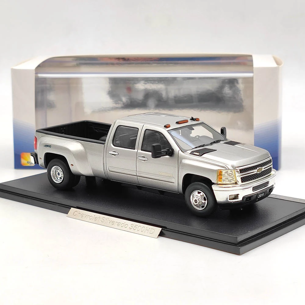 

GLM 1/43 Chevrol Silverado 3500HD 4X4 Pickup Resin Car Model