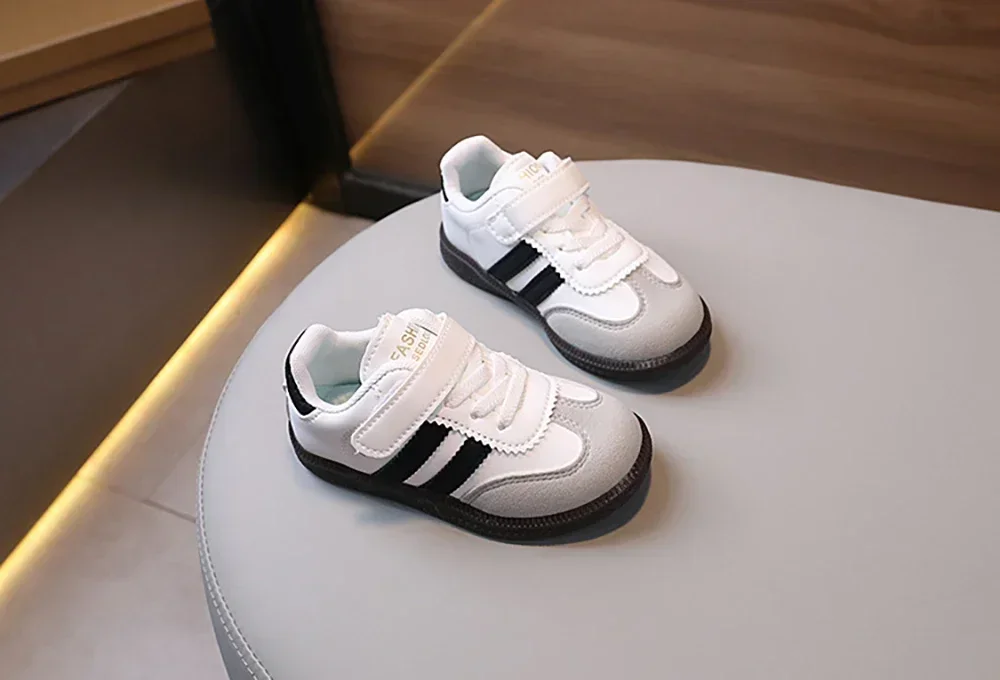 Kids Barefoot Walking Shoes - Fashion Sneakers for Boys  Girls Wide Toe Tennis Flats
