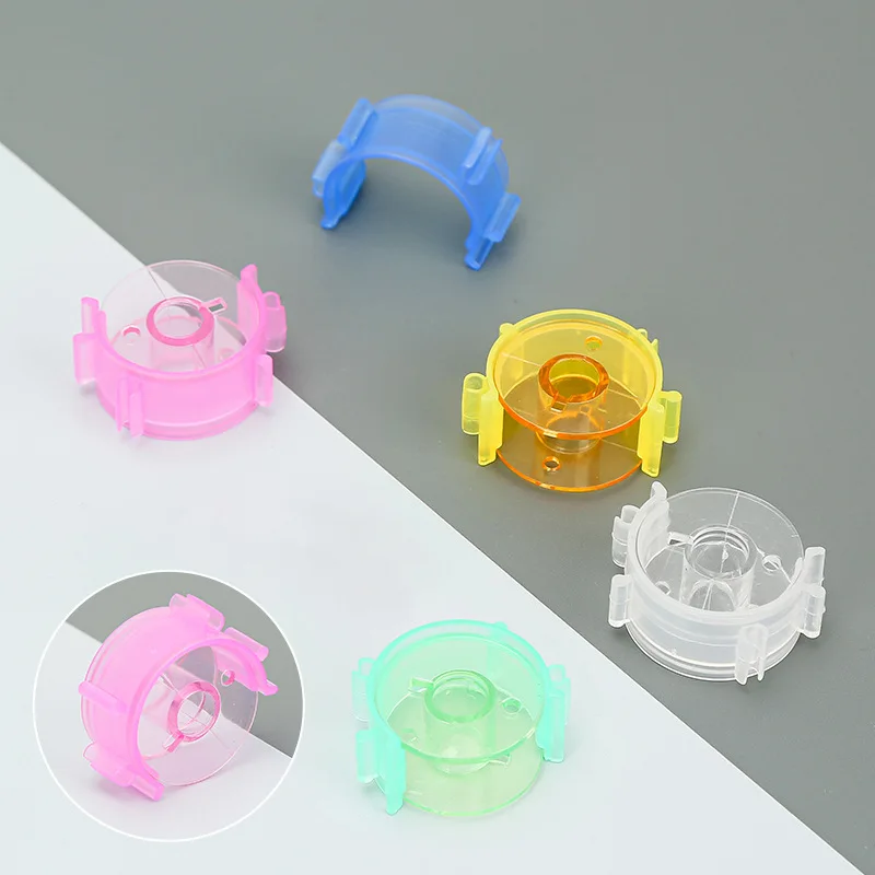 Spool Clip Bobbin With Locking Function