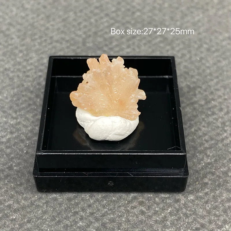 100%  Natural cerusite  Mineral Specimens Stones and Crystals Healing Crystal from China +Box size:27*27*25mm