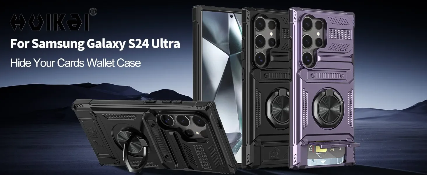 İçinde kartlar bulunan kılıfın masada sergilenmesi