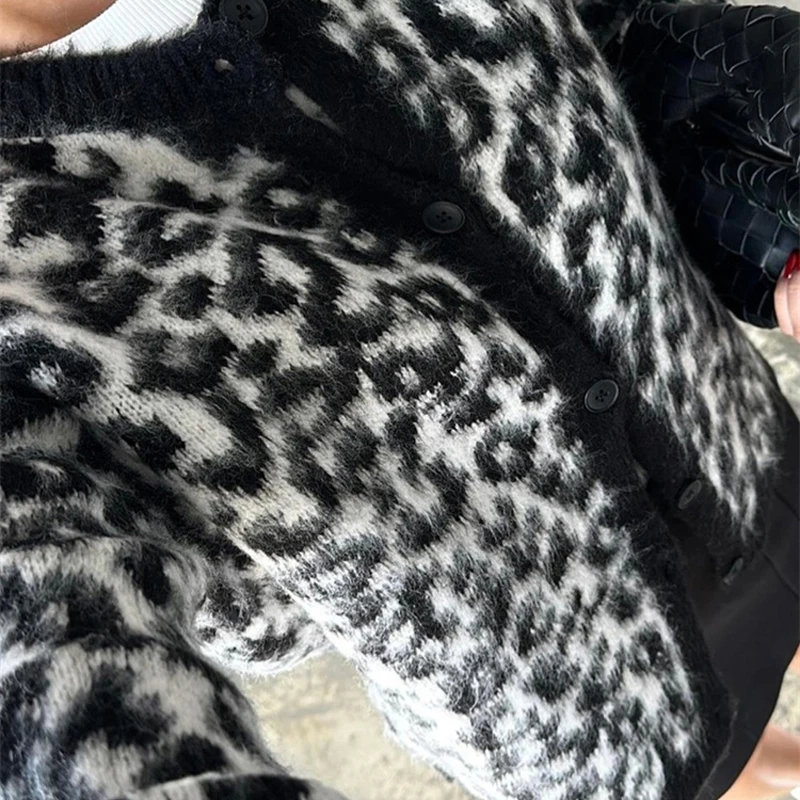 Suéter tipo cárdigan de leopardo para mujer, con estampado de moda en contraste, holgado, de manga larga, para ir al trabajo, cárdigan de otoño para mujer