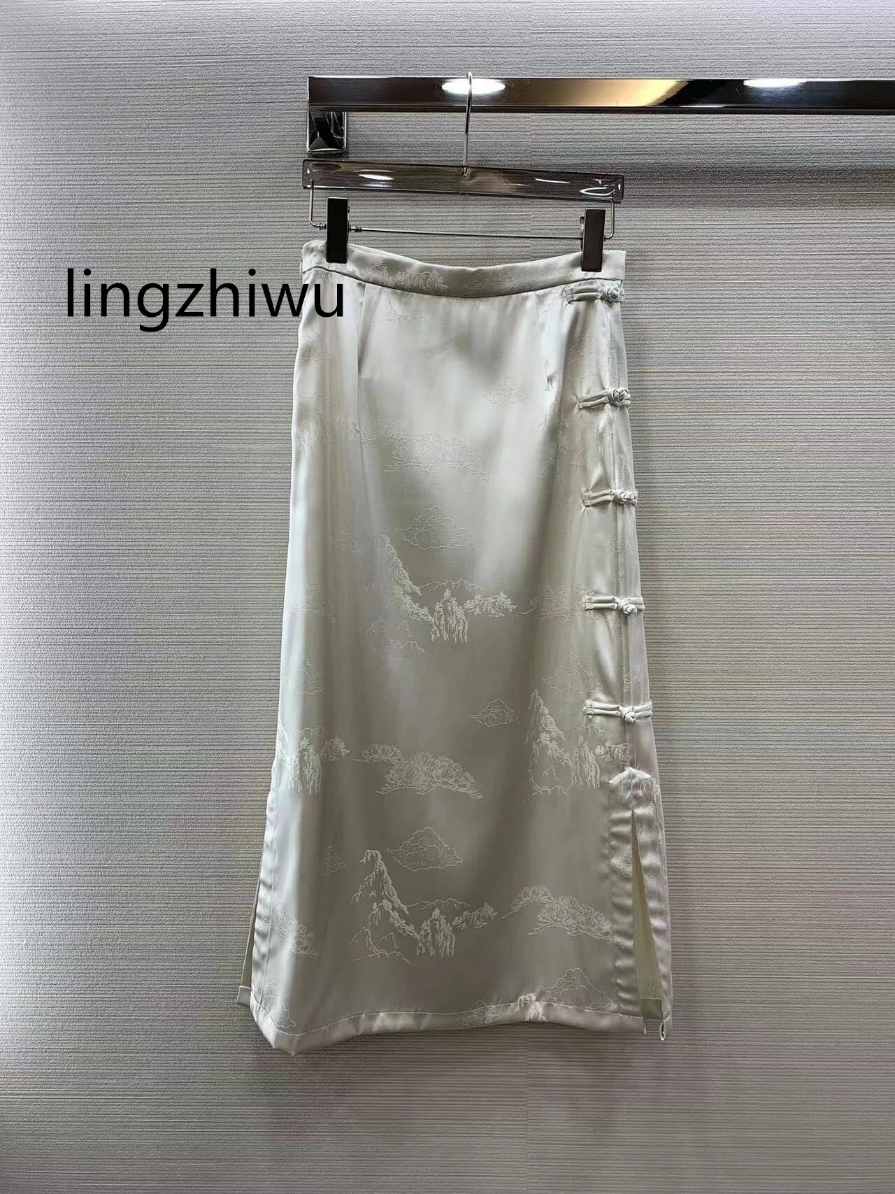 

lingzhiwu Chinese Style Skirt 2024 Spring Female Jacquard Skirts High Waist Slit Hem A-Line Skirts New Arrive