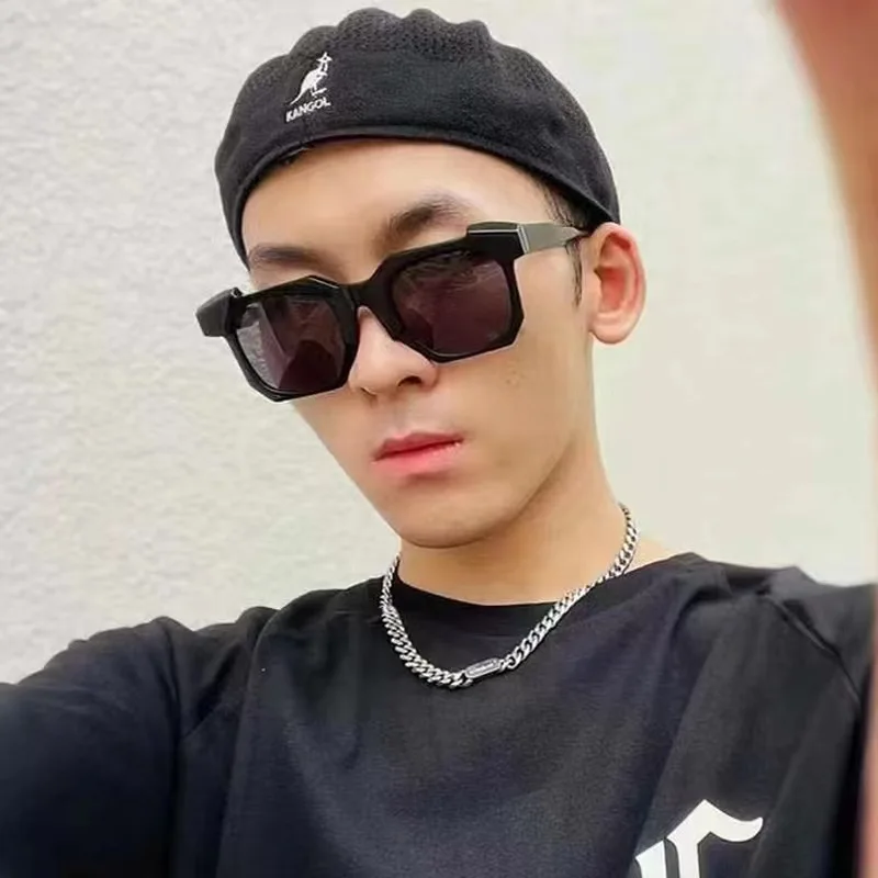 

2023 Classic Men's Square Sunglasses Fashion Brand Designer Rivet Retro Women Sun Glasses UV400 Style Driver Eyewear